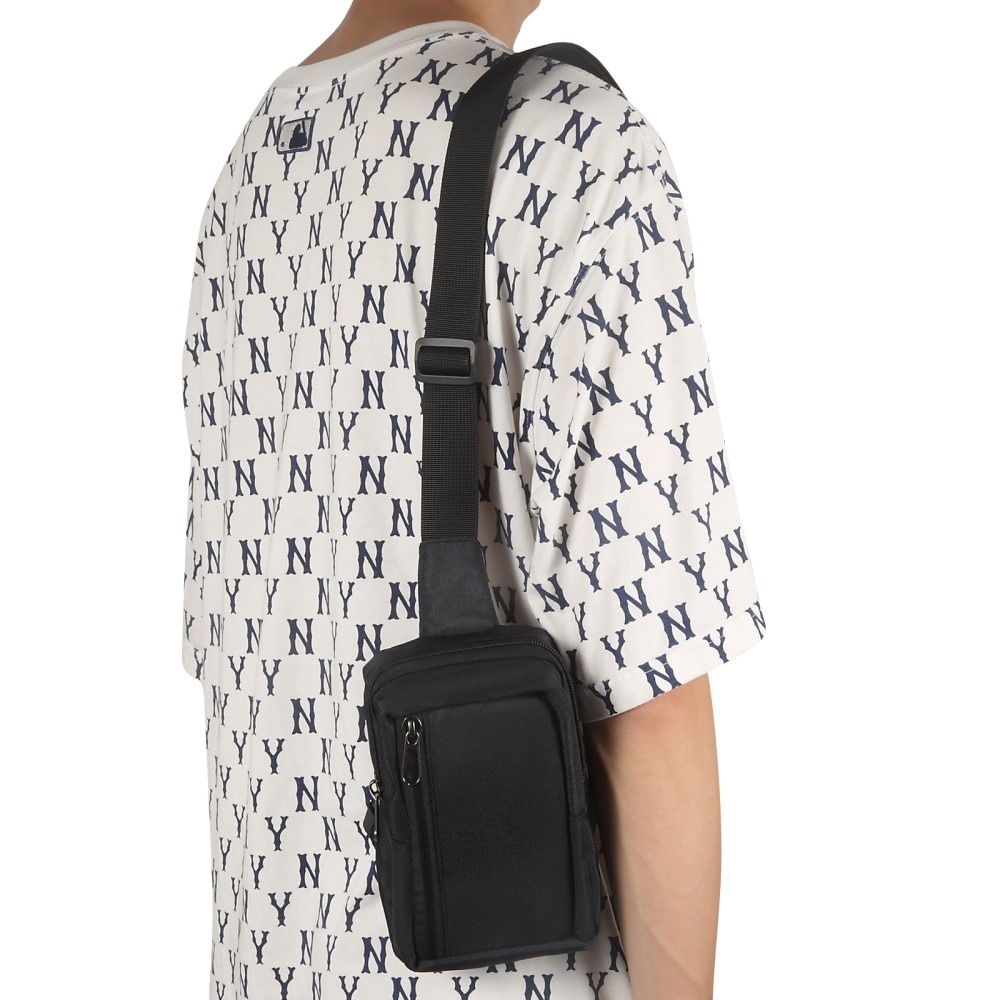 Lille Skuldertaske i nylon, Sort