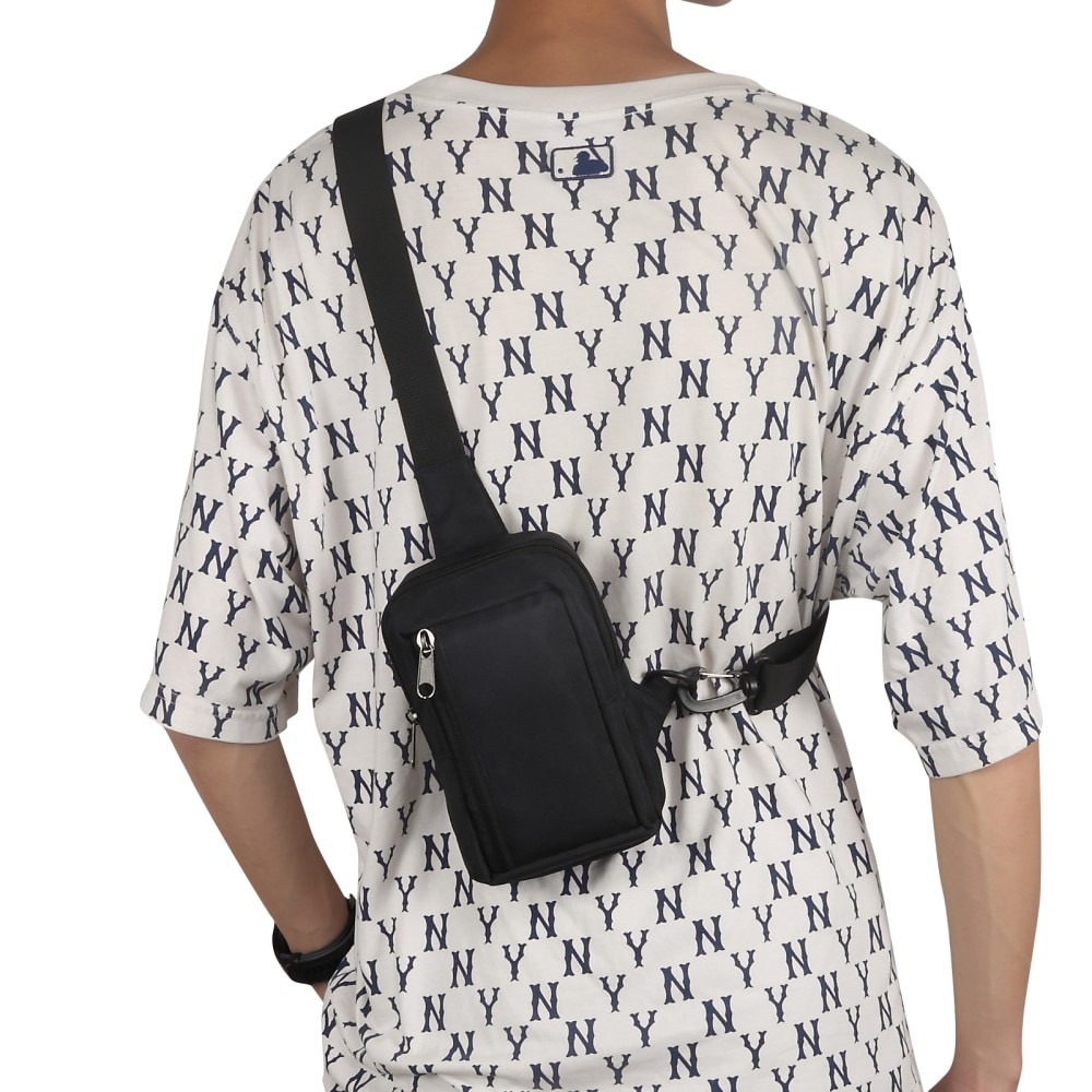 Lille Skuldertaske i nylon, Sort