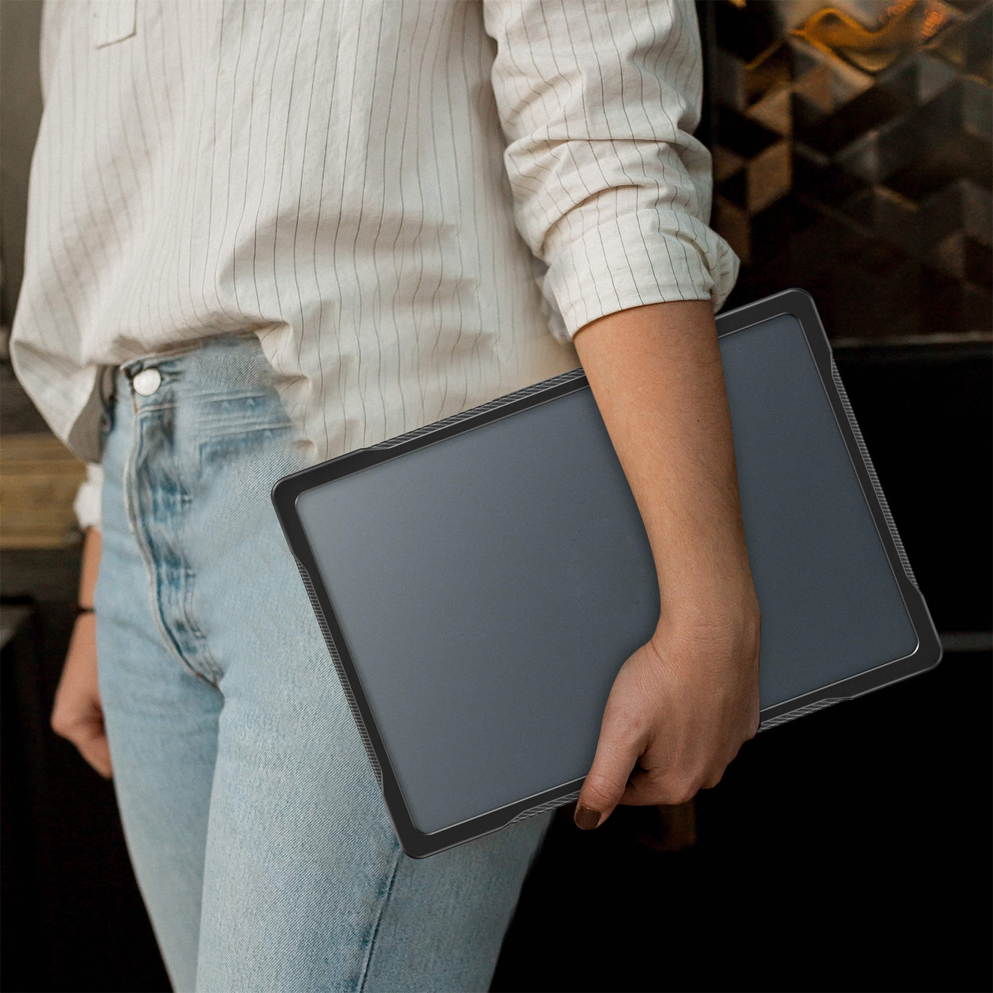 Apple MacBook Pro 14 2024 Stødsikkert Hybrid-cover, Sort