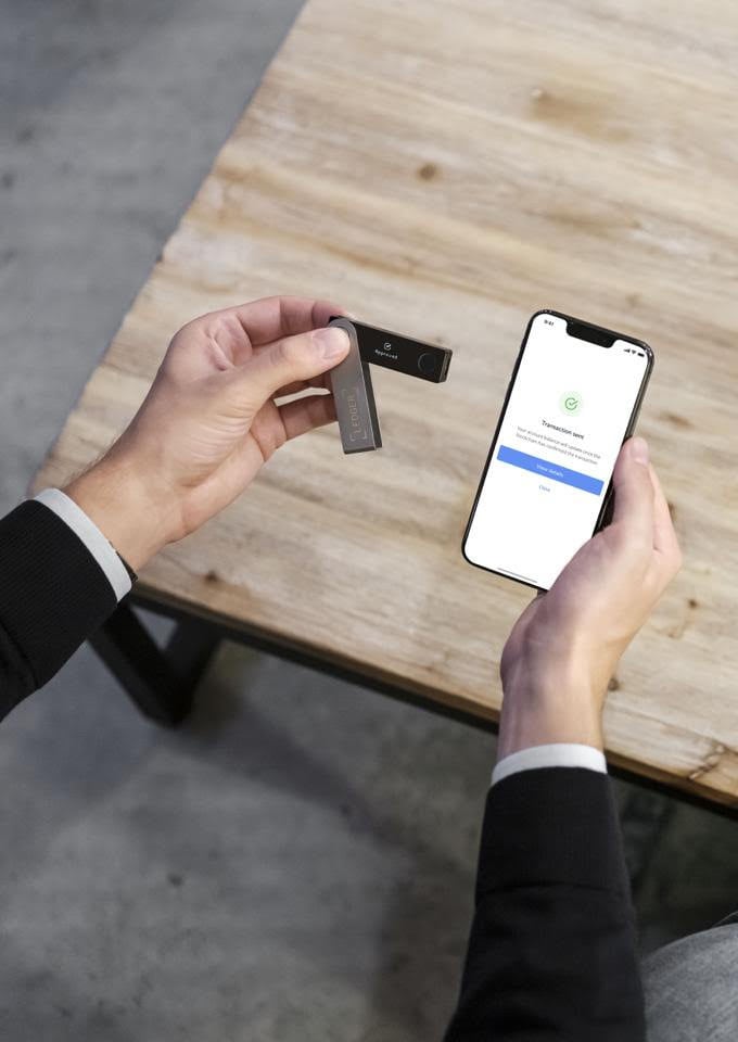 Nano X Krypto hardware pung, Sort